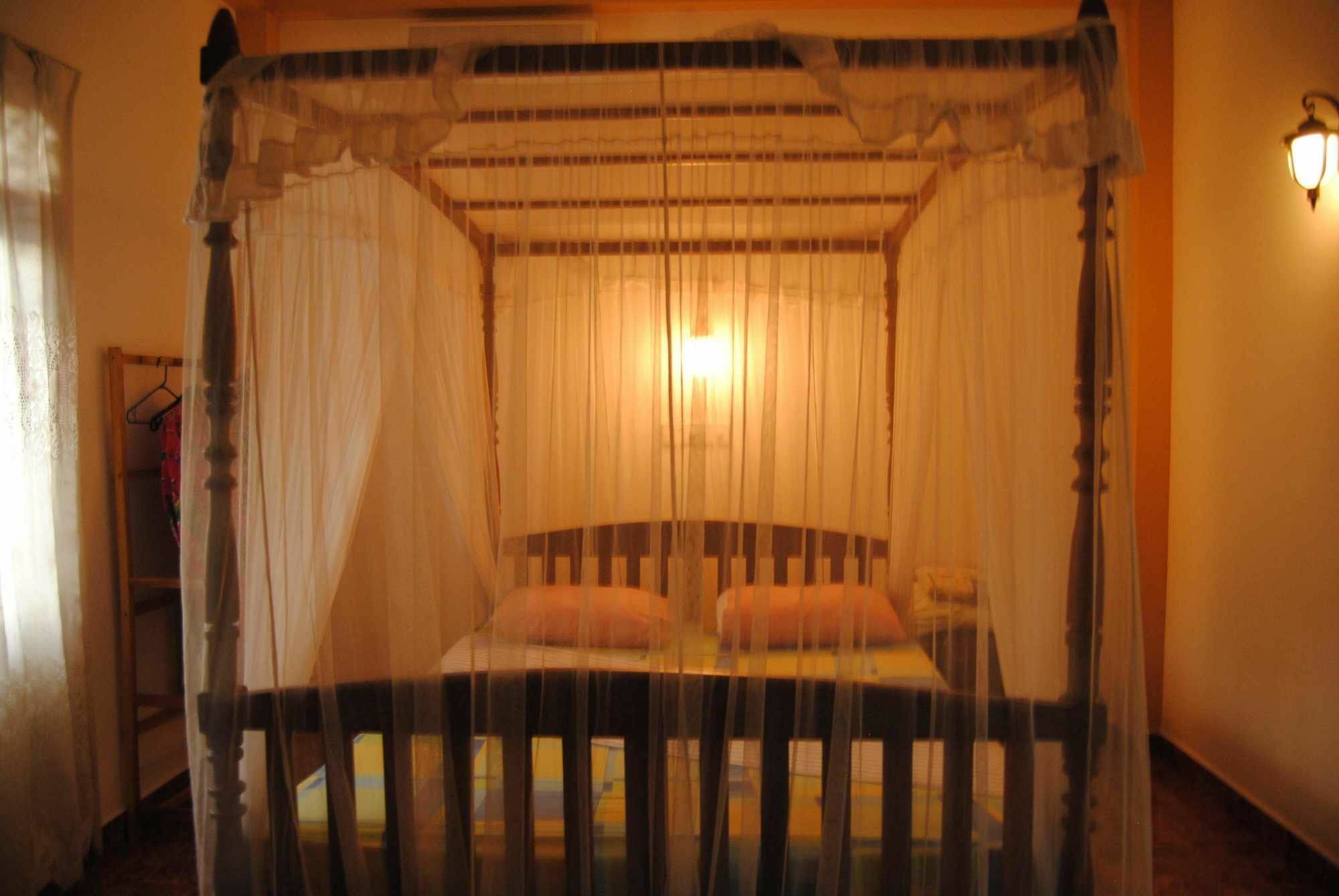 אונה ואטונה Kumara Guest House מראה חיצוני תמונה